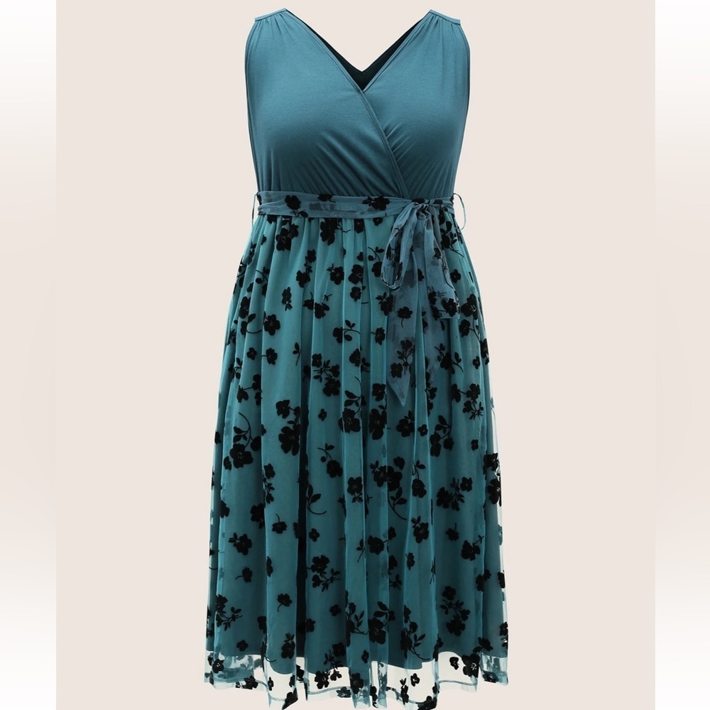 BloomChic Size L Floral Mesh Patchwork Surplice Neck Tank Dress us12 - Picture 6 of 7